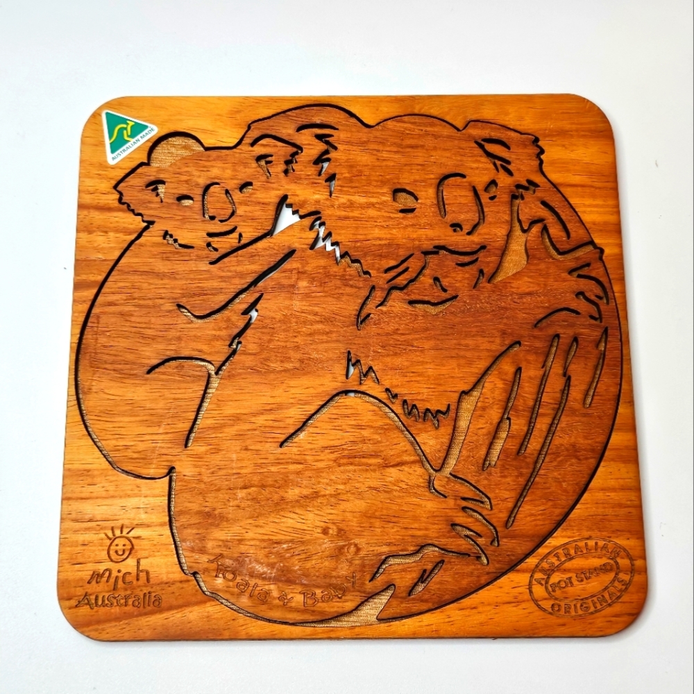 Mich Australian Originals Pot Stand Lazer Engraved Koala Mom And Baby